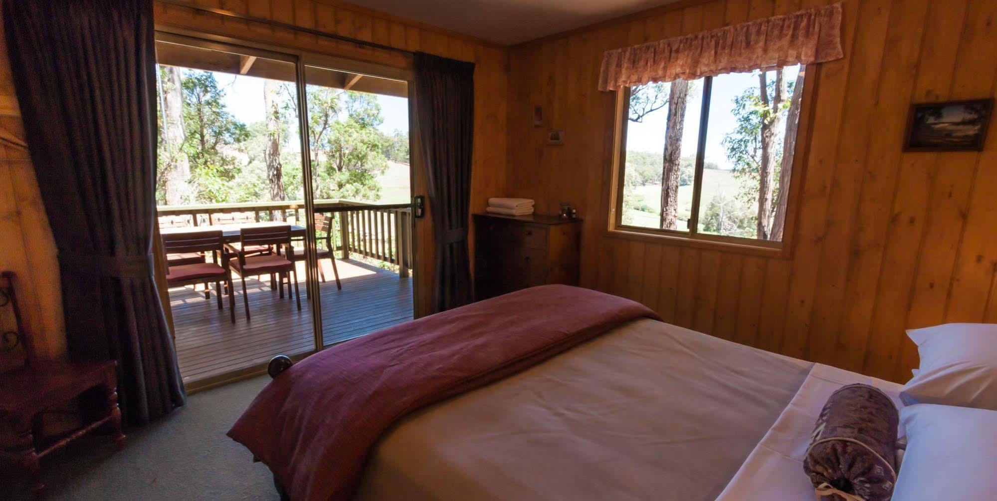 Balingup Heights Hilltop Forest Cottages Exterior foto
